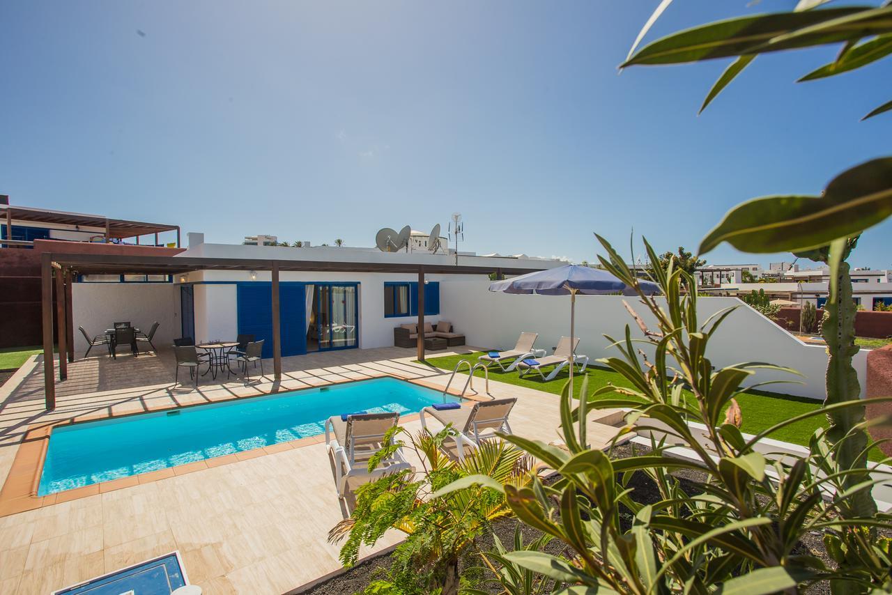 Las Marinas Deluxe Playa Blanca  Extérieur photo